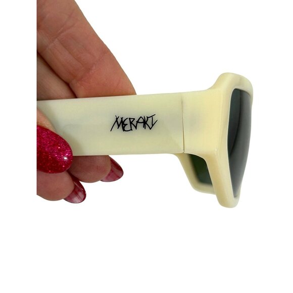 Meraki Hangover Glasses Cream Green Fashion Sunglasses Faux Leather Case Pouch main image 10